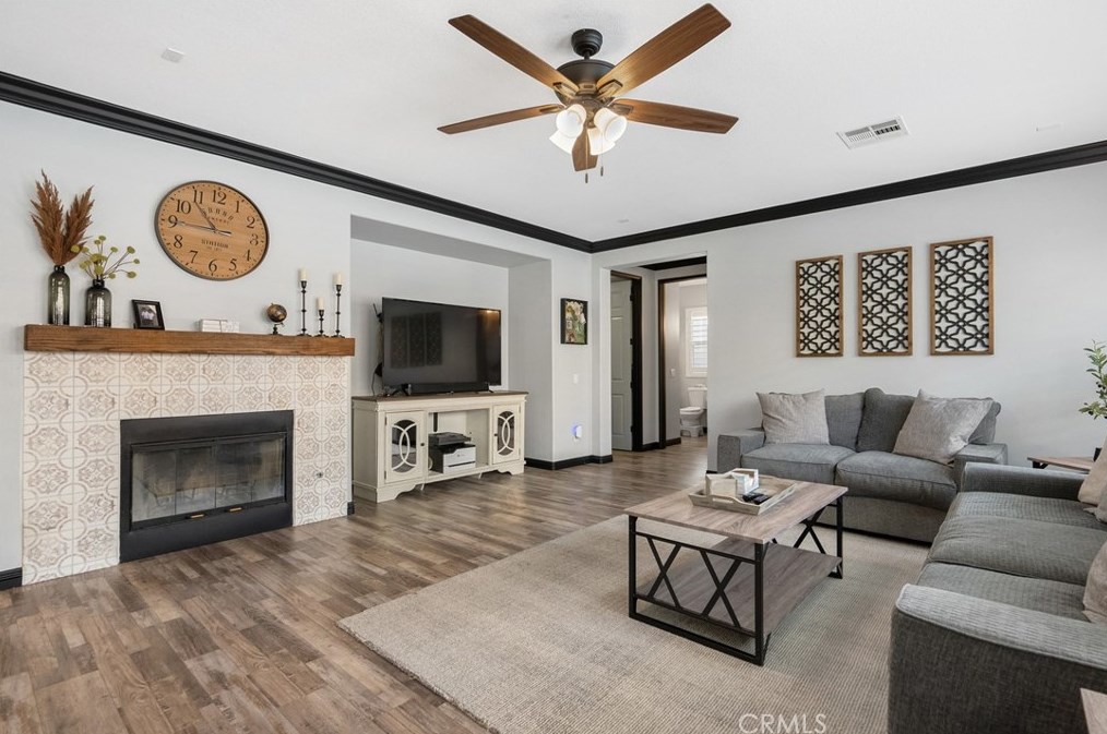 27712 Windward Ct, Moreno Valley CA  92555-5762 exterior