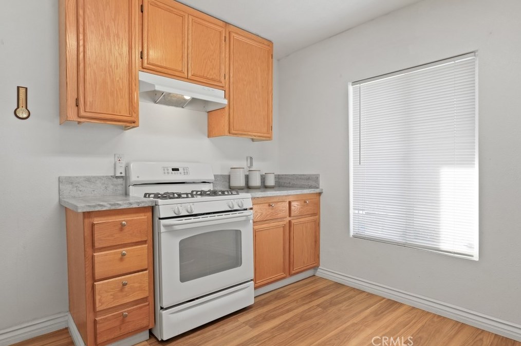 647 Ramsey St, Banning CA  92220-4919 exterior