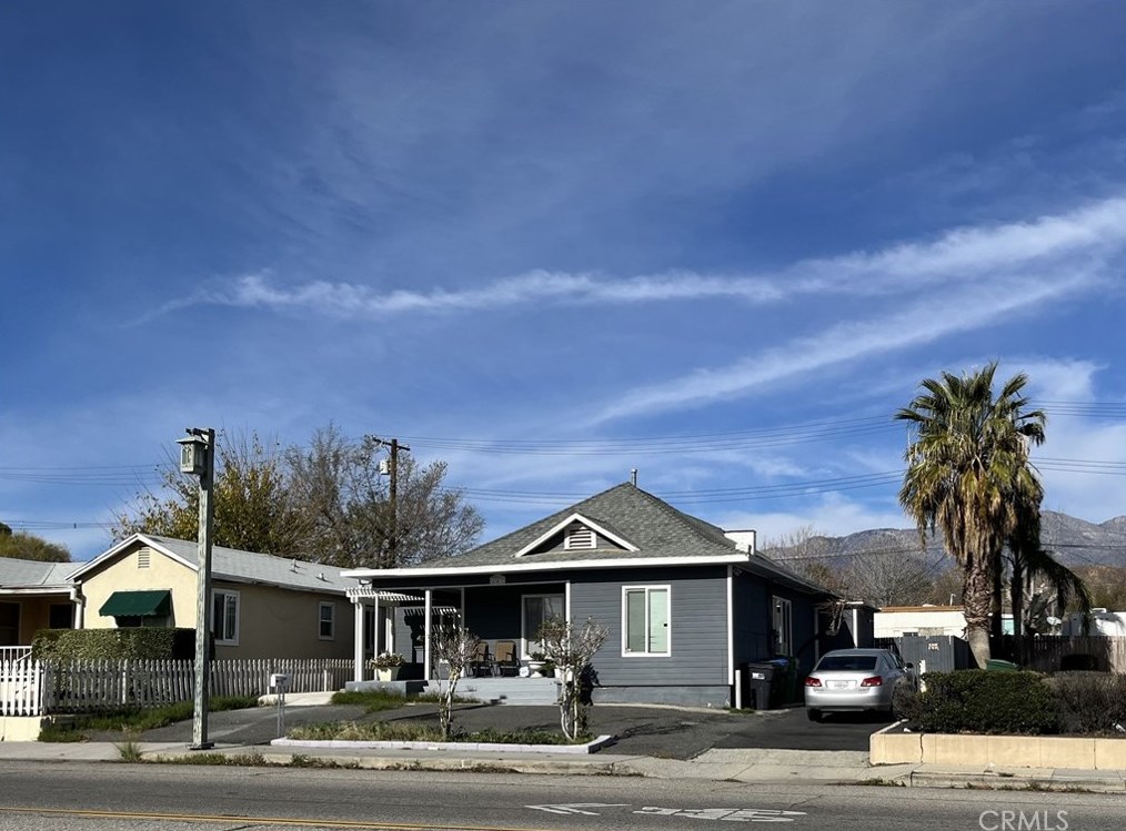 647 Ramsey St, Banning CA  92220-4919 exterior