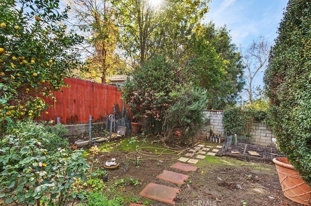 1968 Rincon Ave, Riverside CA  92506-1628 exterior