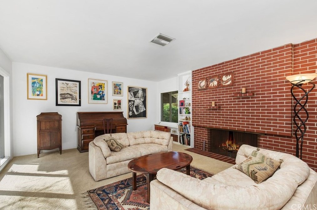 1968 Rincon Ave, Riverside CA  92506-1628 exterior