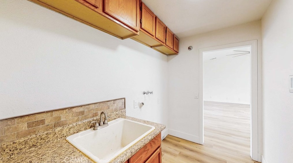 19164 Rocksprings Rd, Hesperia CA  92345-6730 exterior