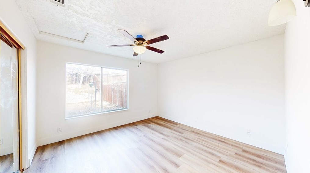 19164 Rocksprings Rd, Hesperia CA  92345-6730 exterior