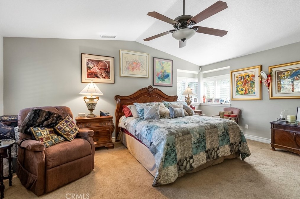 1651 Kingsport Dr, Riverside CA  92506-5451 exterior