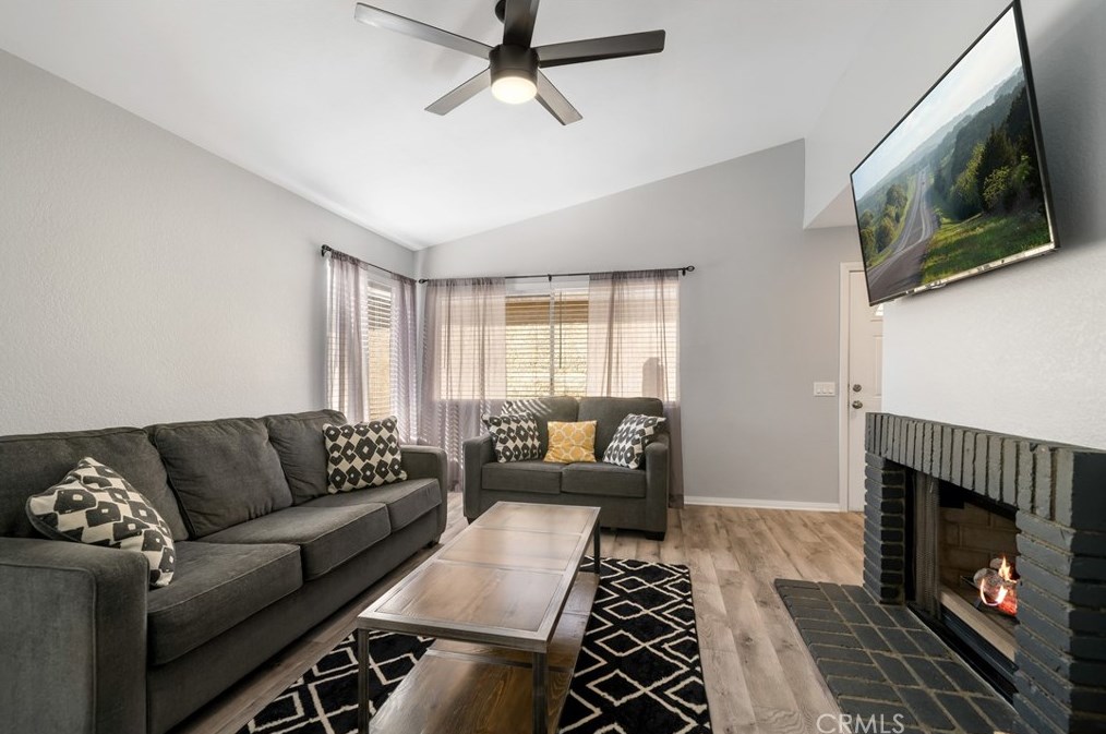 24157 Fawn St, Moreno Valley CA  92553-3392 exterior