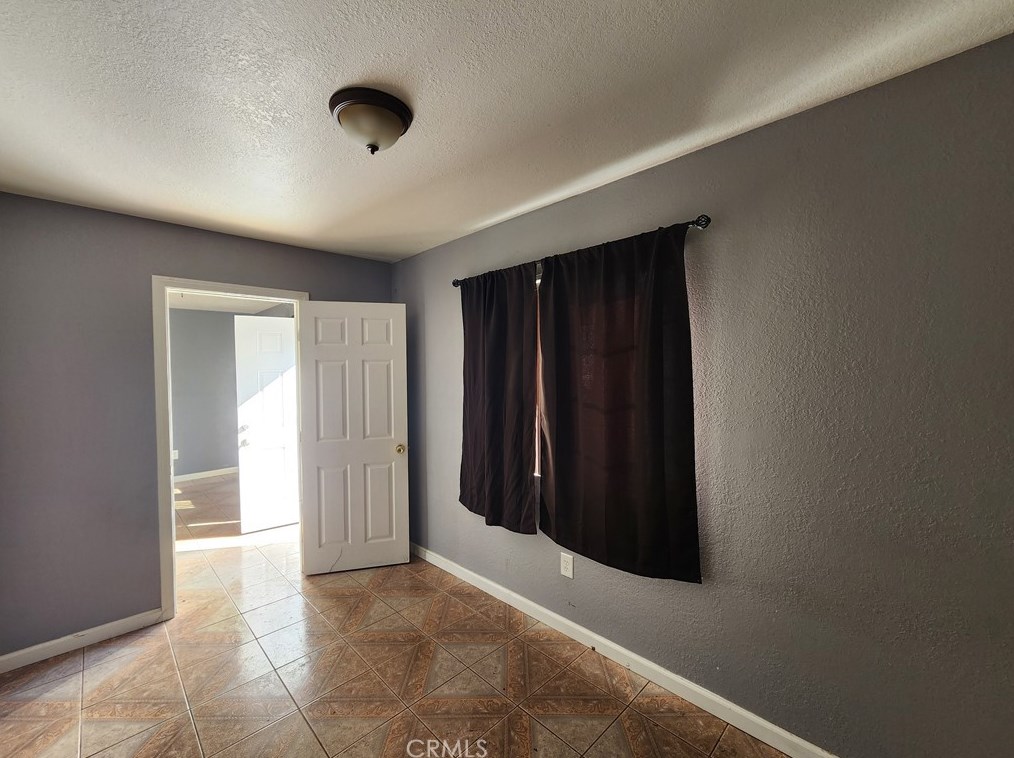 7464 Ysmael Villegas St, Riverside CA  92504-4553 exterior
