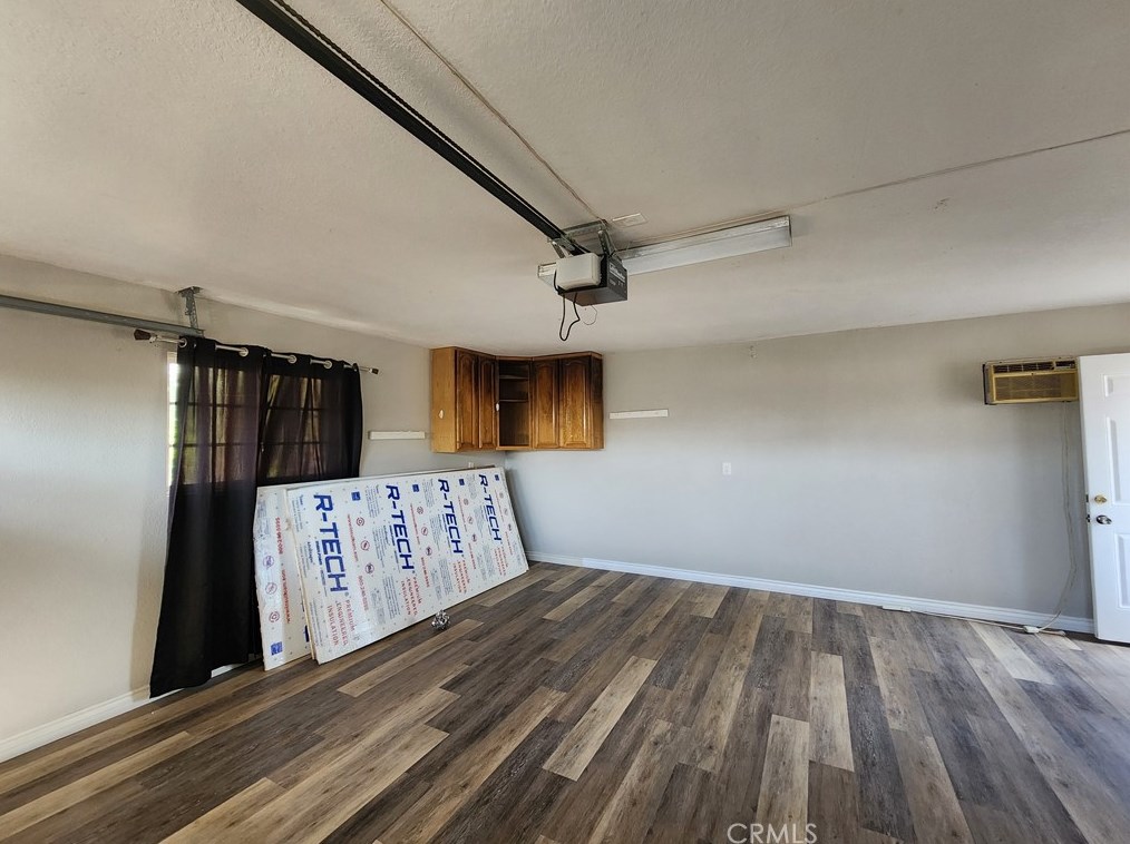 7464 Ysmael Villegas St, Riverside CA  92504-4553 exterior