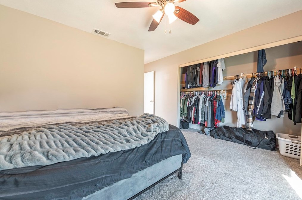 4566 Prairie View Dr, Riverside CA  92509-7136 exterior