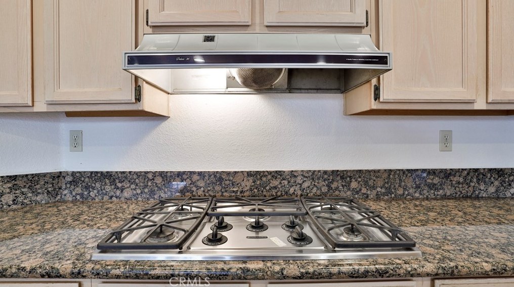 22720 Mesa Springs Way, Moreno Valley CA 92557-2630 exterior