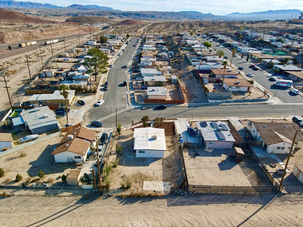 330 Muriel Dr, Barstow CA  92311-2418 exterior