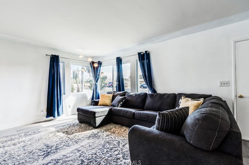 25472 Van Leuven St, Loma Linda CA  92354-2335 exterior