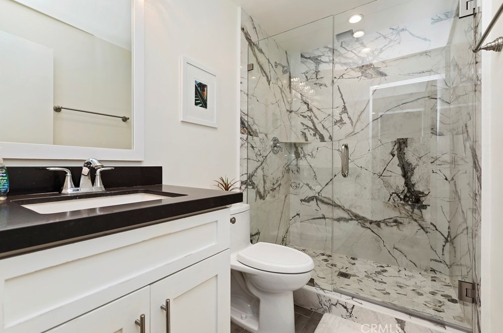 4207 Miramonte Pl, Riverside CA  92501-3054 exterior