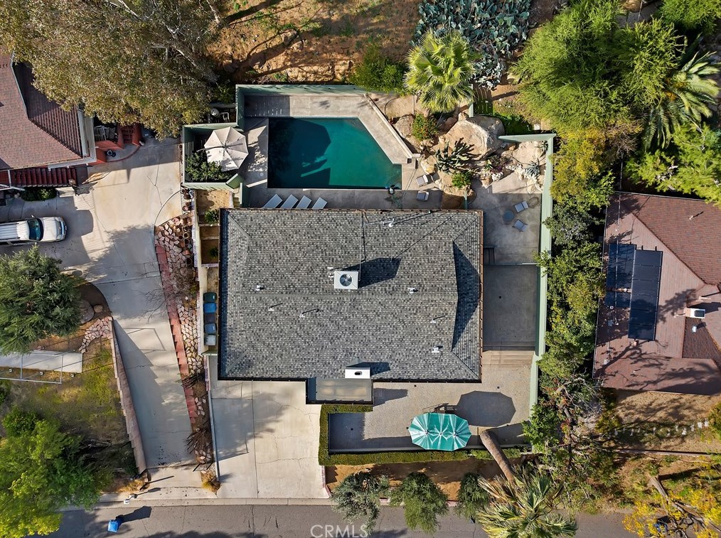 4207 Miramonte Pl, Riverside CA  92501-3054 exterior