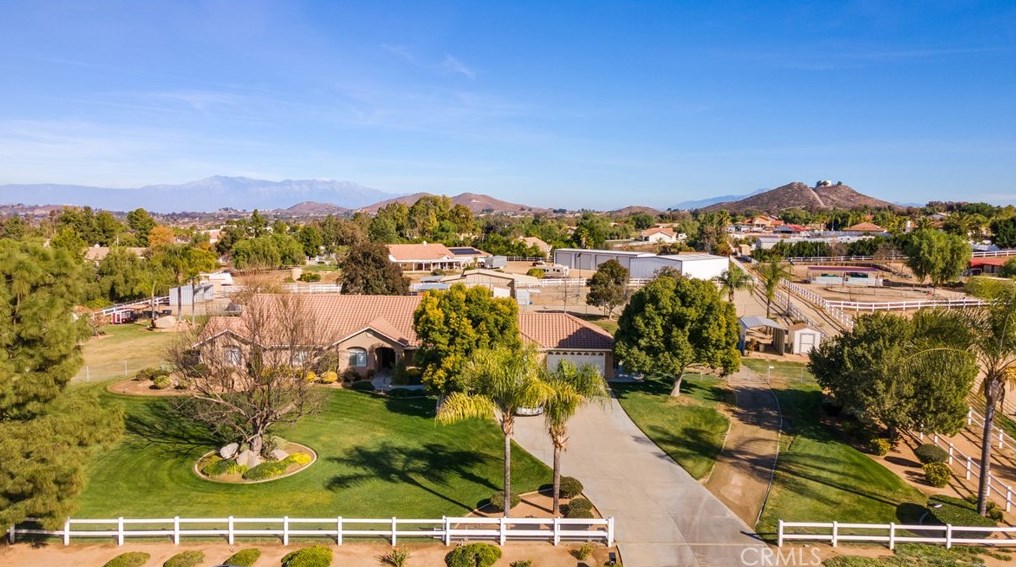 23220 Western Crest Dr, Perris CA  92570-8187 exterior
