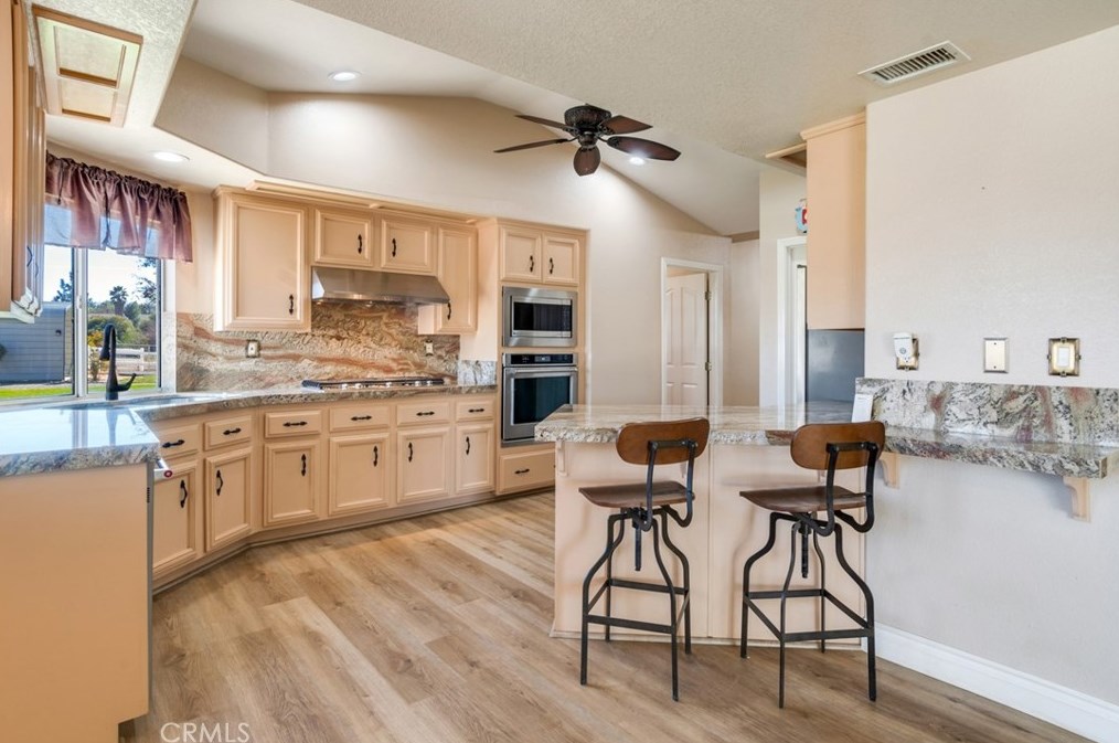 23220 Western Crest Dr, Perris CA  92570-8187 exterior