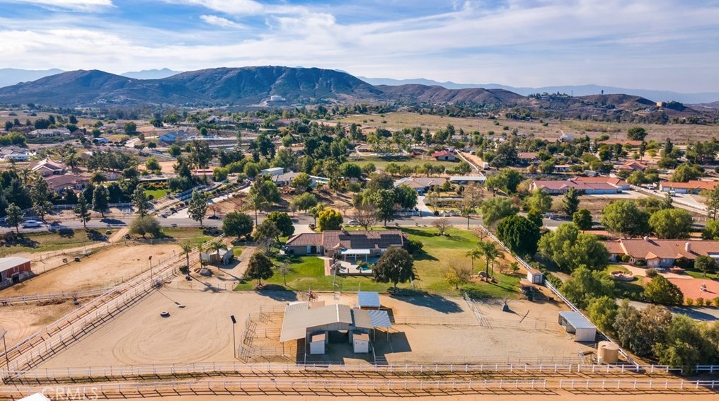 23220 Western Crest Dr, Perris CA  92570-8187 exterior