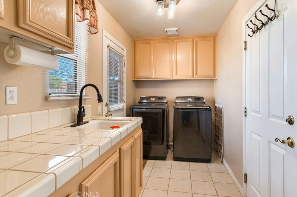 23220 Western Crest Dr, Perris CA  92570-8187 exterior