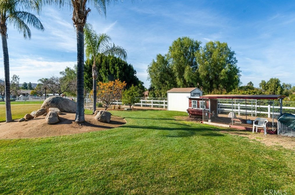 23220 Western Crest Dr, Perris CA  92570-8187 exterior