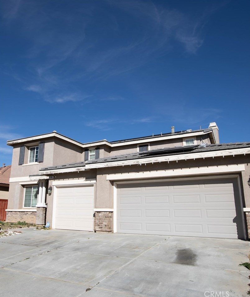 13188 Monrovia St, Hesperia CA  92344-5502 exterior