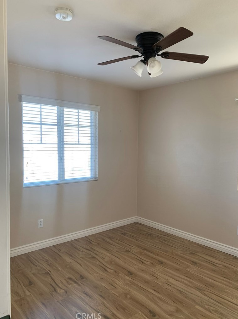 1323 Burdock St, Beaumont CA  92223-8301 exterior