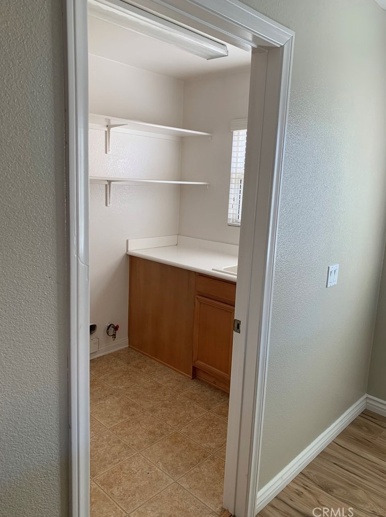 1323 Burdock St, Beaumont CA  92223-8301 exterior