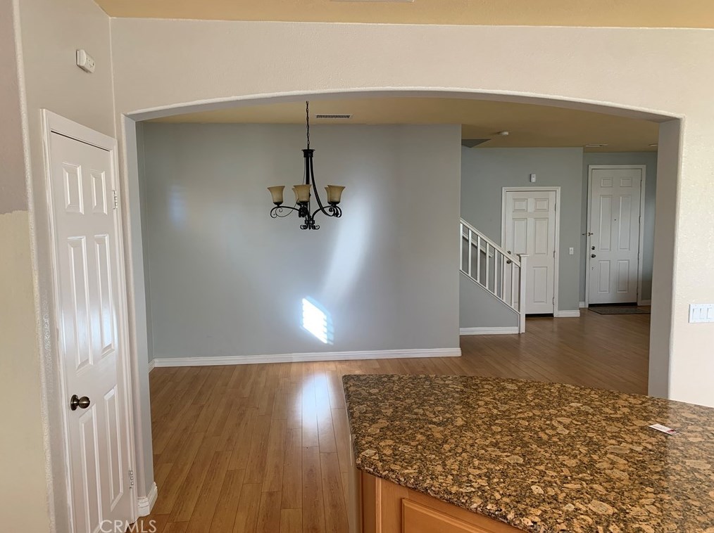 1323 Burdock St, Beaumont CA  92223-8301 exterior