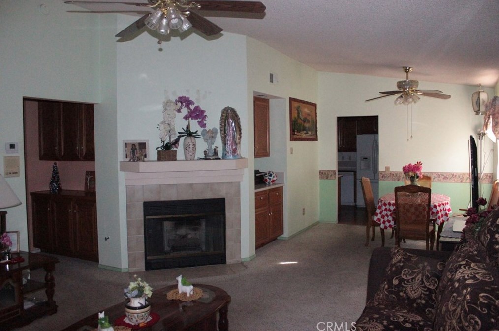 750 Alondra Dr, Hemet CA  92545-1500 exterior