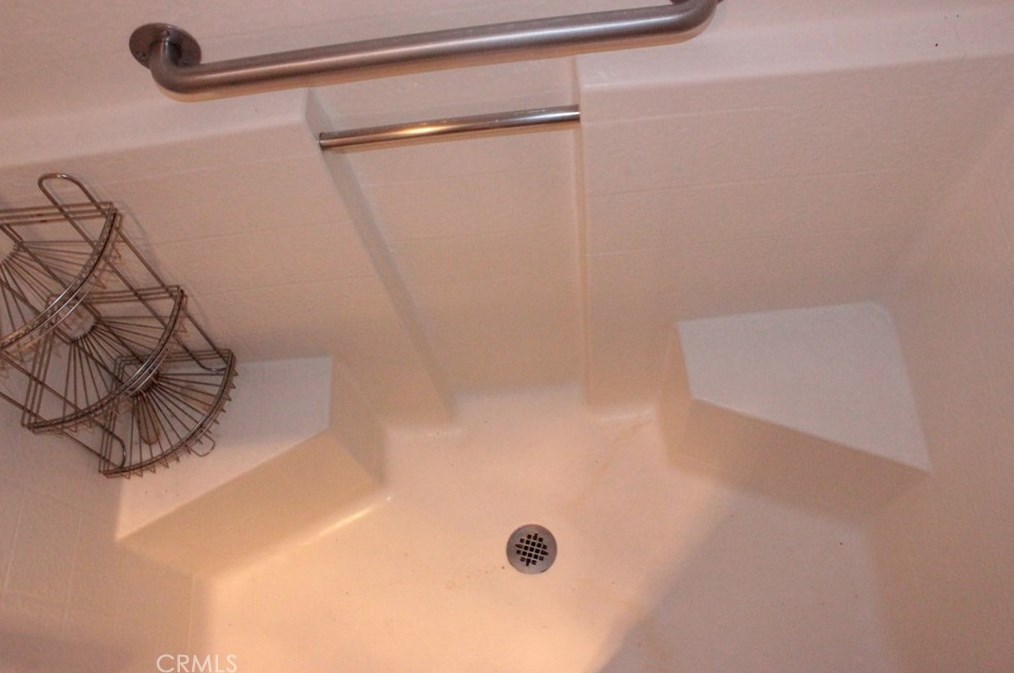 750 Alondra Dr, Hemet CA  92545-1500 exterior