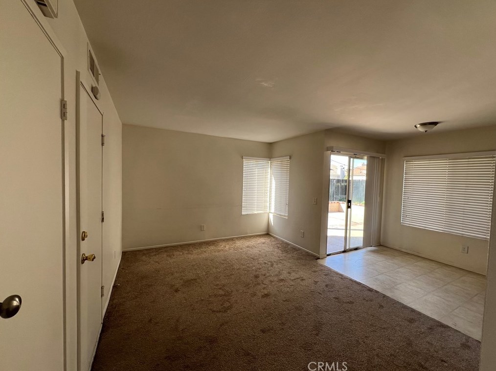 25140 Slate Creek Dr, Moreno Valley CA  92551-2502 exterior