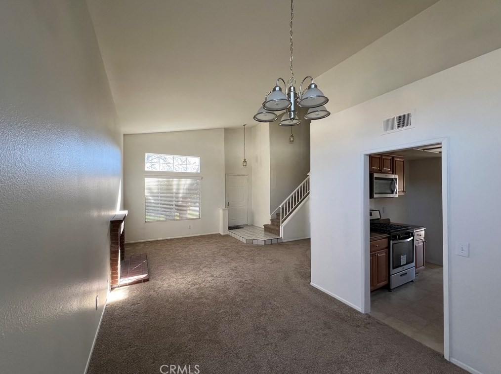 25140 Slate Creek Dr, Moreno Valley CA  92551-2502 exterior