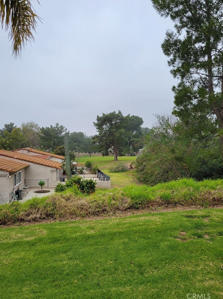 5710 Falling Leaf Ln, Riverside CA  92509-7310 exterior