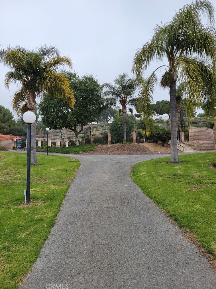 5710 Falling Leaf Ln, Riverside CA  92509-7310 exterior