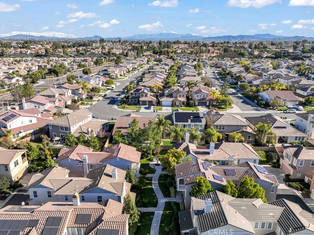 45850 Daviana Way, Temecula CA  92592-4170 exterior