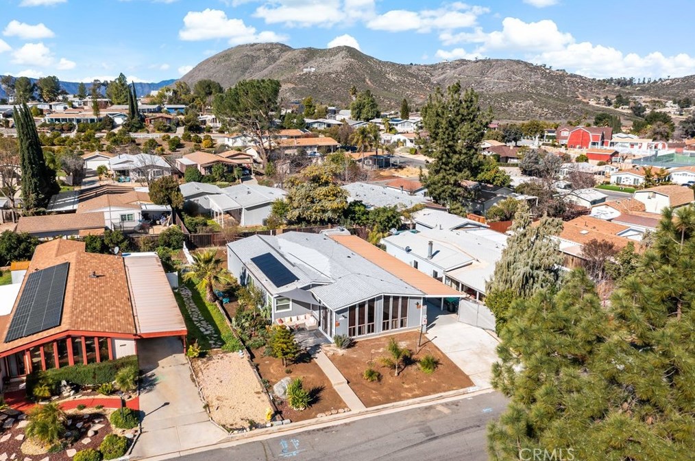 33507 Windmill Rd, Wildomar CA  92595-8843 exterior
