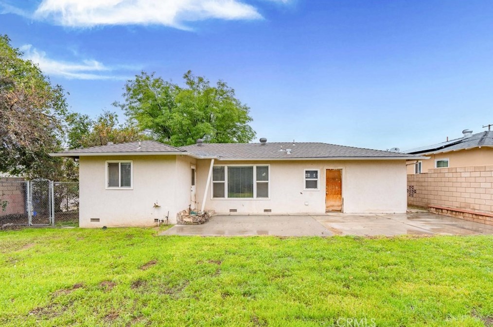 3942 Gordon Way, Riverside CA  92509-2708 exterior