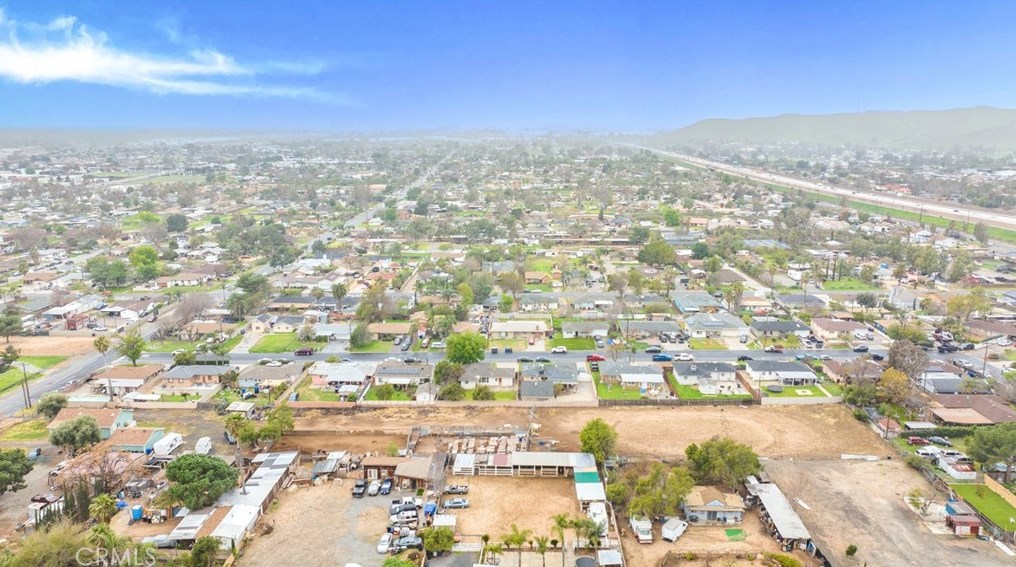 3942 Gordon Way, Riverside CA  92509-2708 exterior