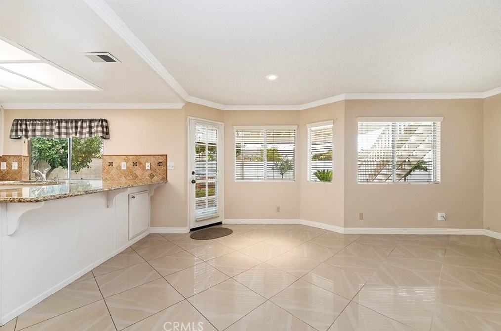 2862 Jackson St, Riverside CA  92503-6405 exterior