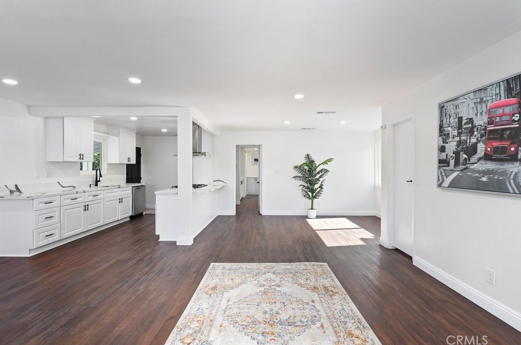 11926 Courser Ave, La Mirada CA  90638-1417 exterior