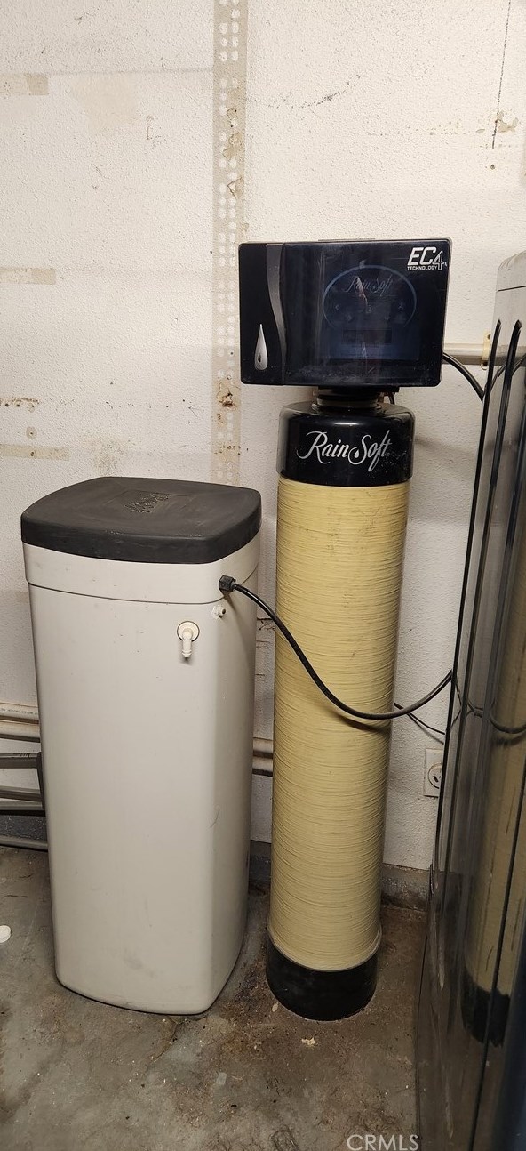 8745 Devon Ave, Hesperia CA 92345-6670 exterior