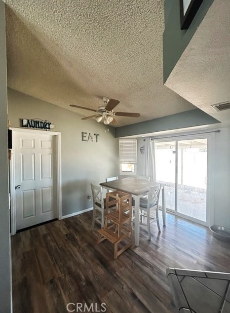 8745 Devon Ave, Hesperia CA 92345-6670 exterior