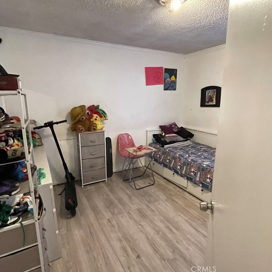 1523 83rd St, Los Angeles CA  90001-3905 exterior