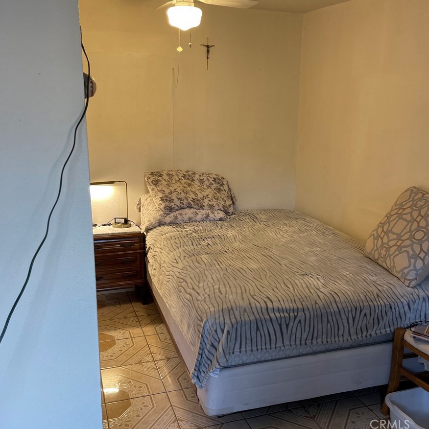 1523 83rd St, Los Angeles CA  90001-3905 exterior