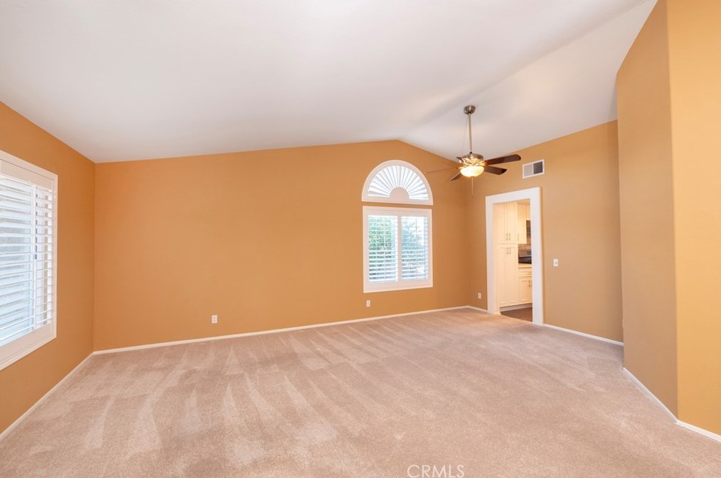 2937 Rockwood Dr, Riverside CA  92503-0818 exterior