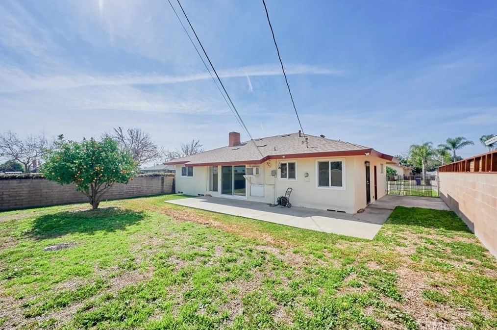 6666 Eva Pl, Riverside CA  92504-2119 exterior