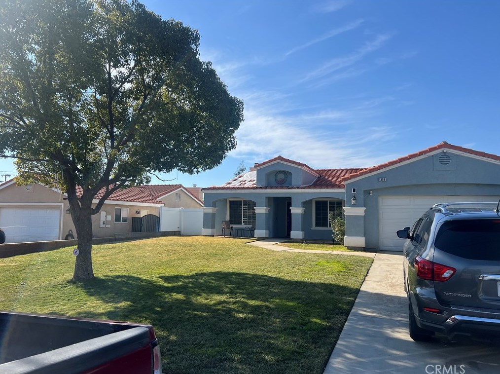 1319 Orange Ave, Beaumont CA  92223-1709 exterior