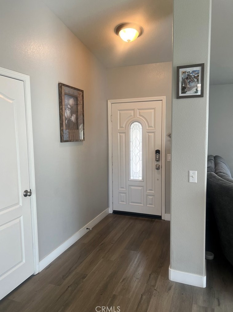 1319 Orange Ave, Beaumont CA  92223-1709 exterior