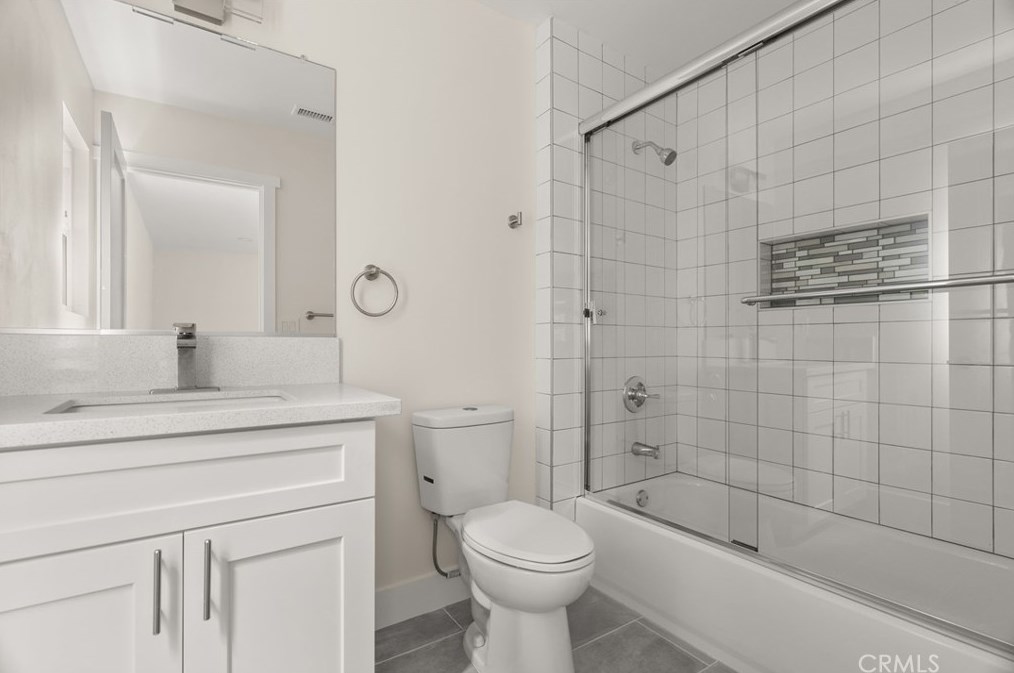 20242 Orchid St, Newport Beach CA  92660-0733 exterior