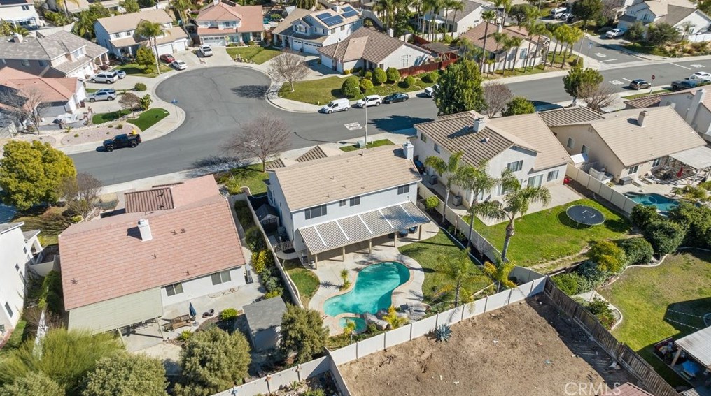 40597 Symphony Park Ln, Murrieta CA  92562-5716 exterior