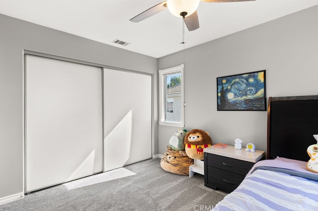 40597 Symphony Park Ln, Murrieta CA  92562-5716 exterior