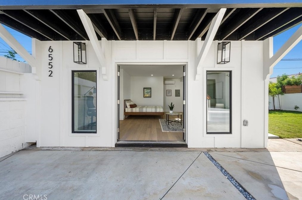 6550 84th St, Los Angeles CA  90045-2853 exterior